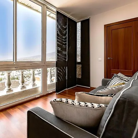Ocean View Villa *